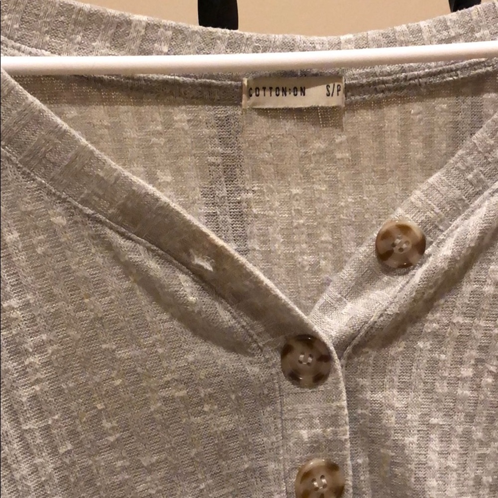 Cropped ribbed sweater - Picture 2 of 3